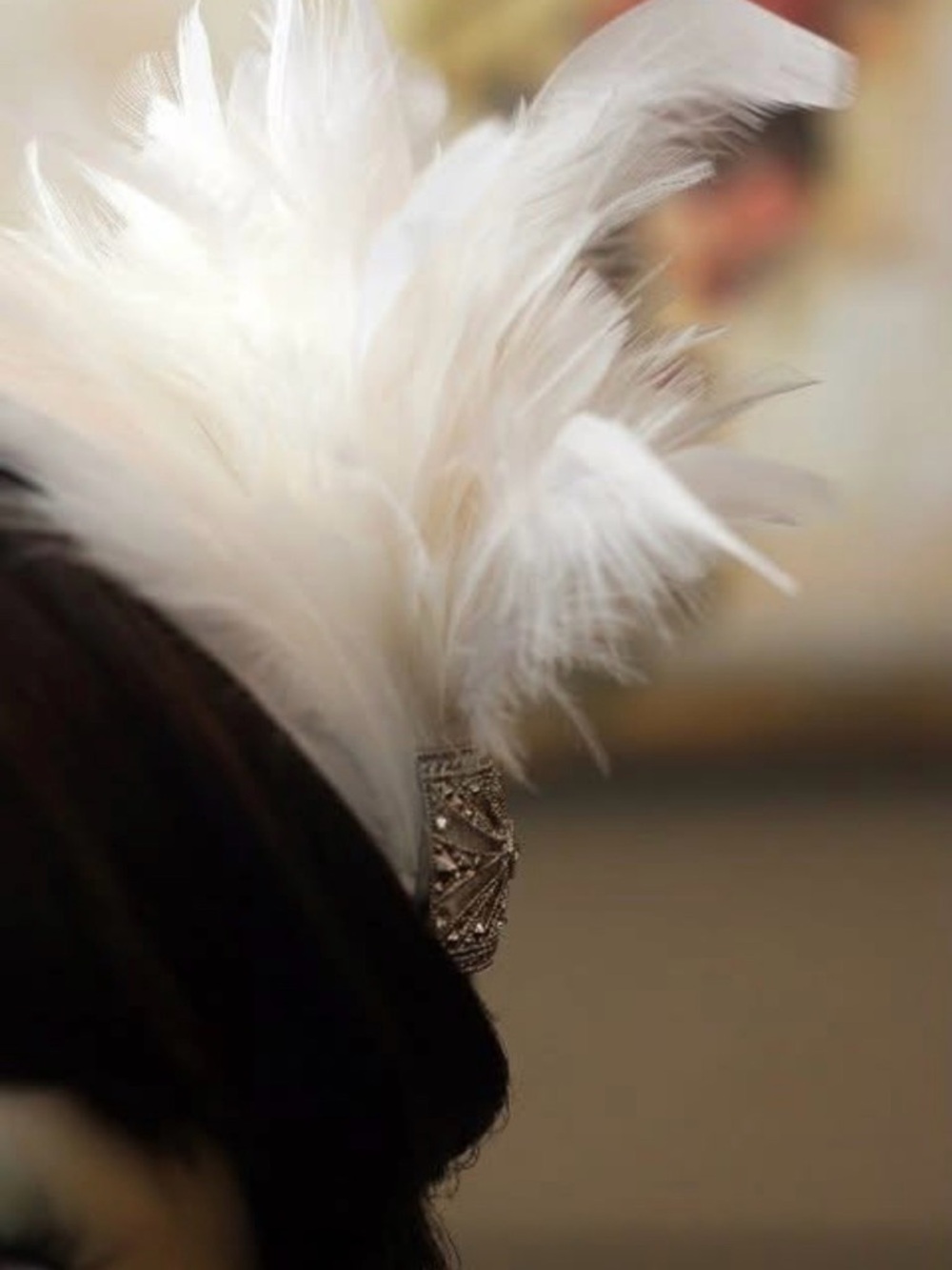 Stunning Feather and Crystal Bridal Fascinator - Picture 3 of 8